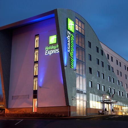 Holiday Inn Express Tamworth By Ihg Exteriör bild
