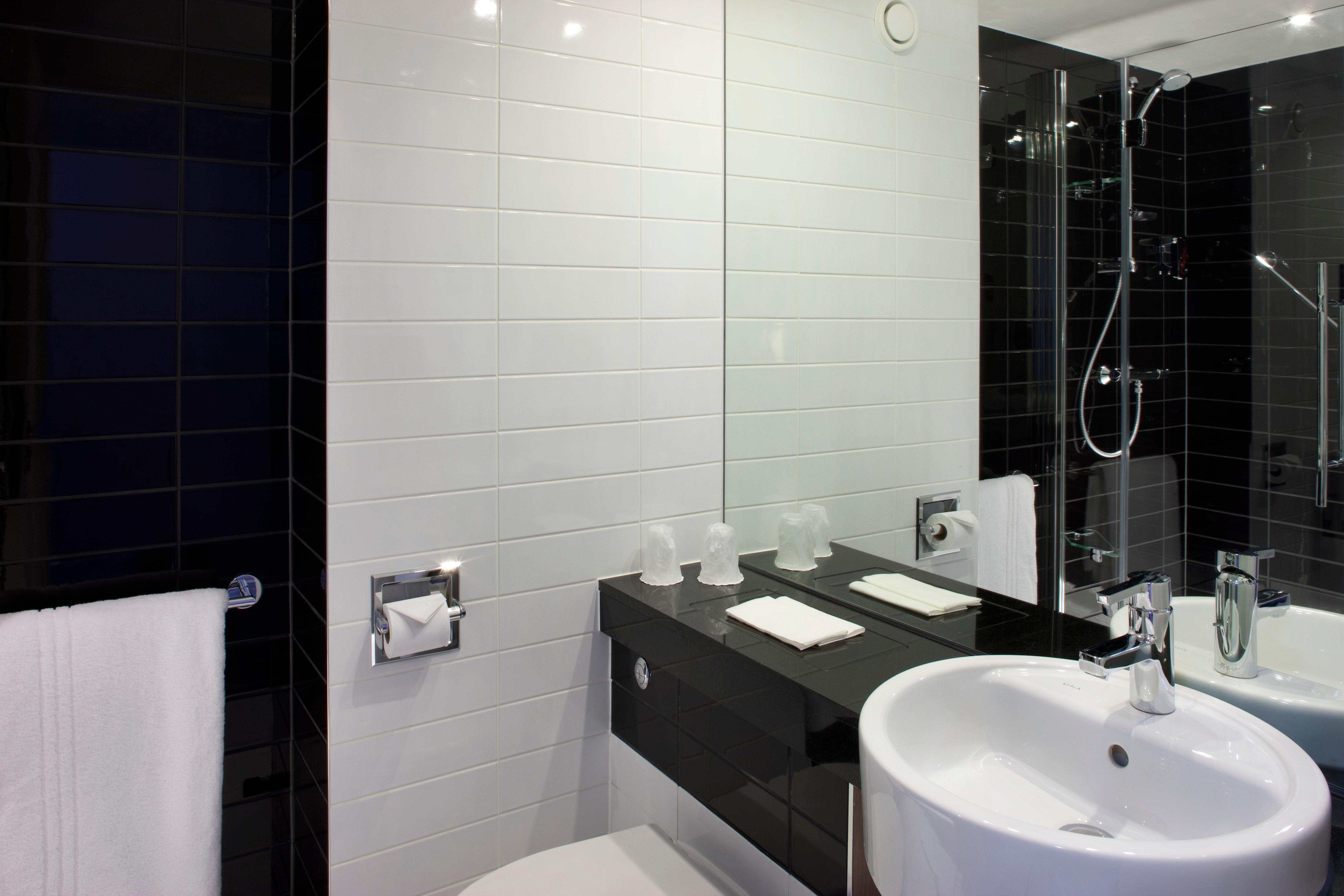 Holiday Inn Express Tamworth By Ihg Exteriör bild