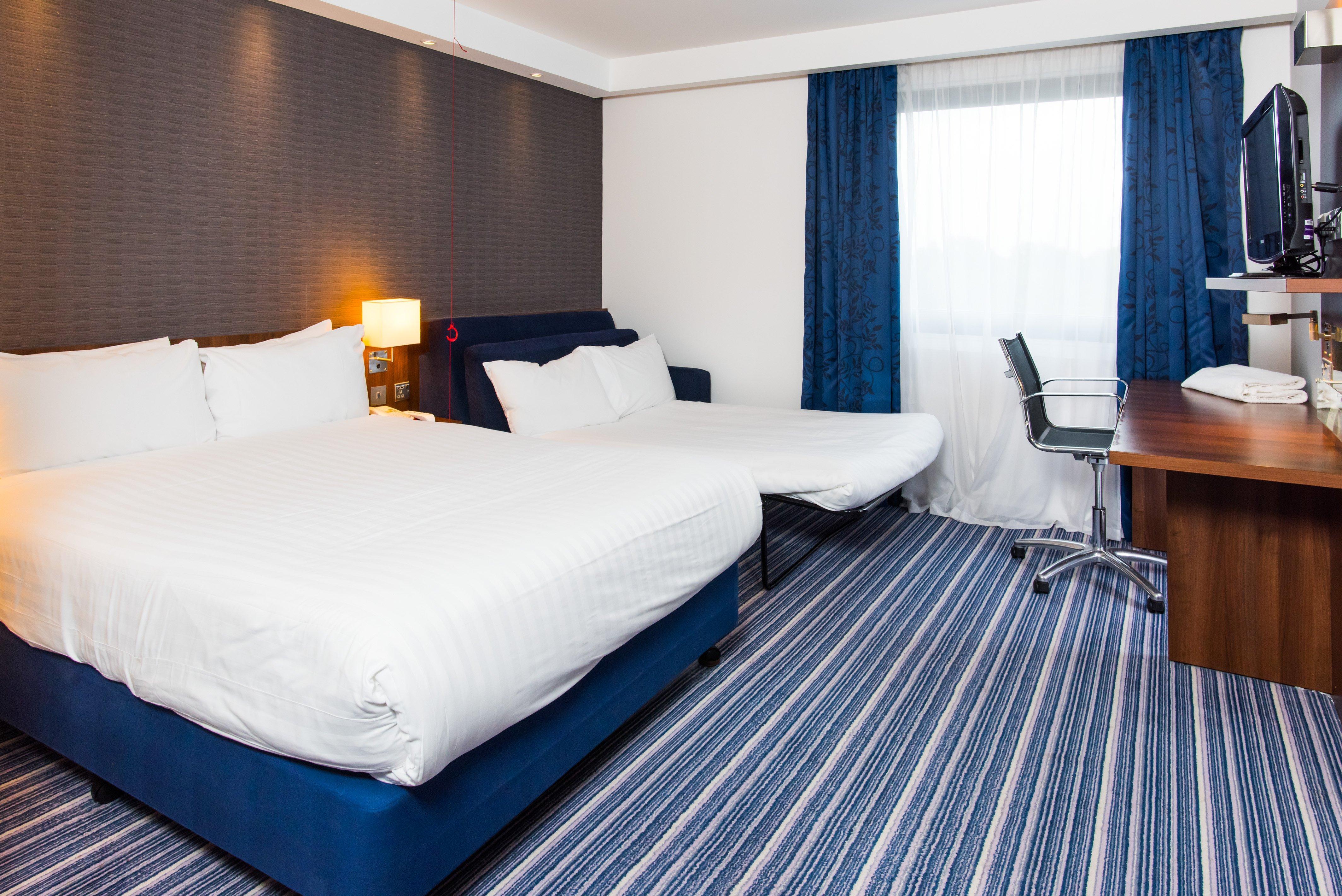 Holiday Inn Express Tamworth By Ihg Exteriör bild