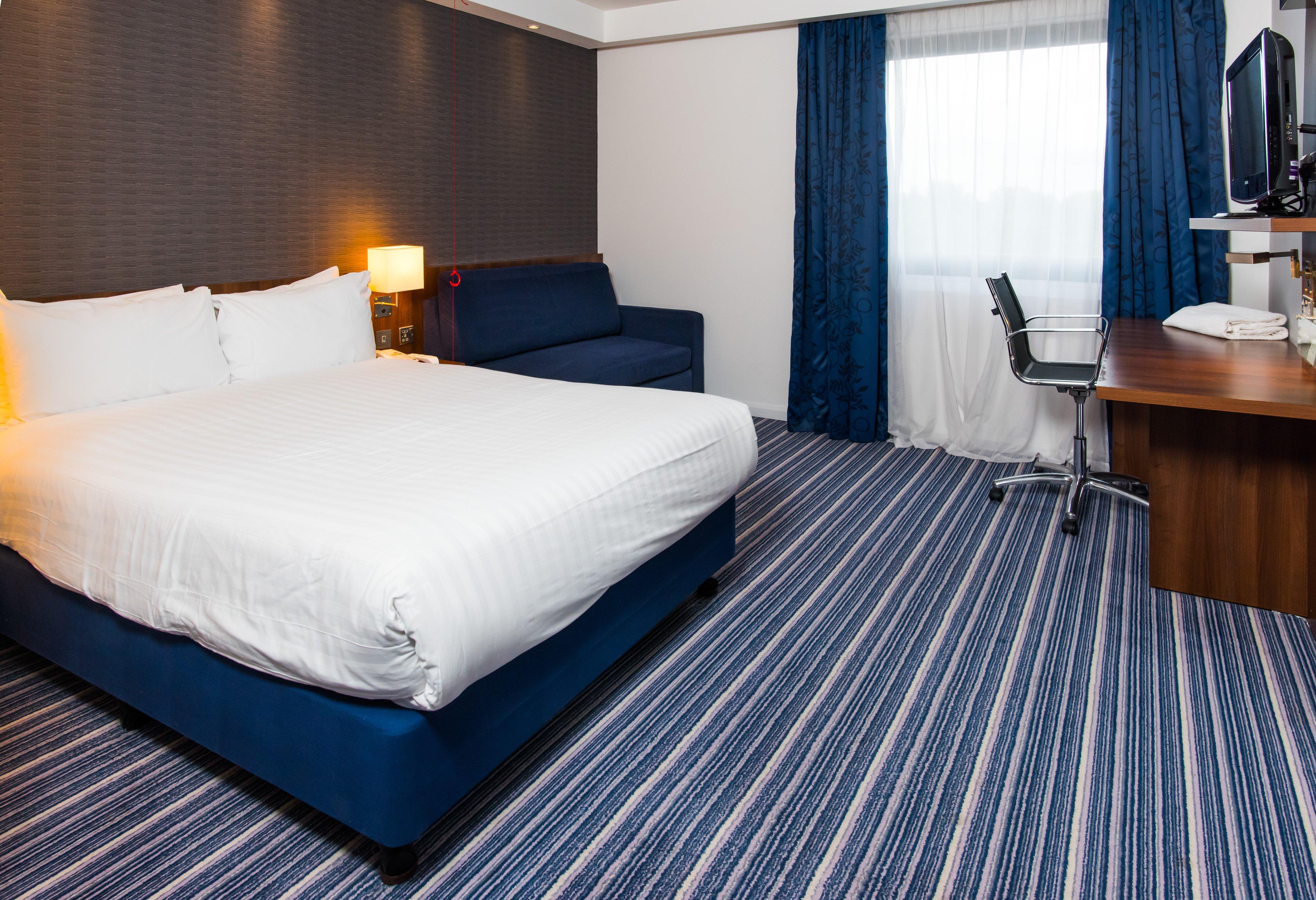Holiday Inn Express Tamworth By Ihg Exteriör bild