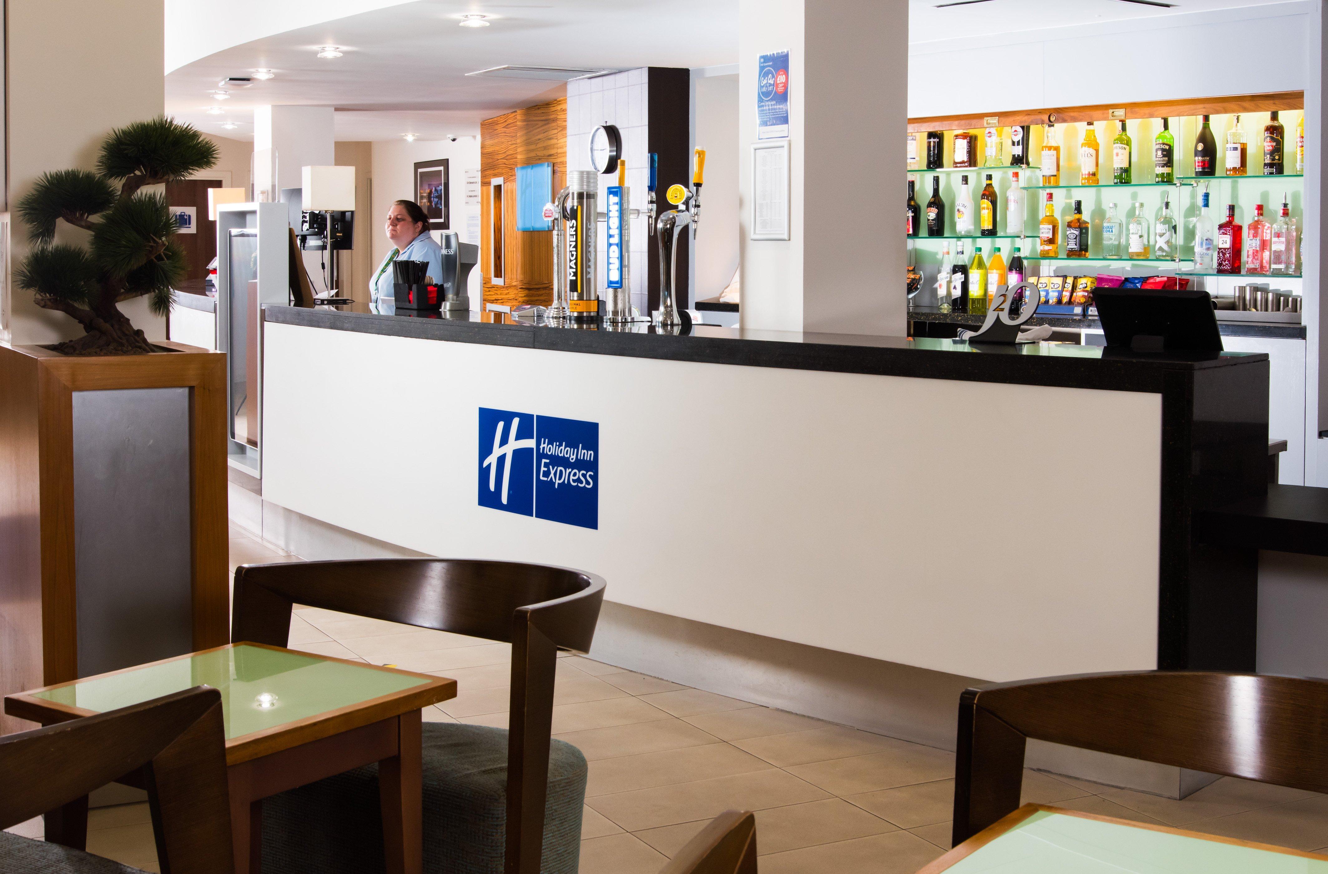 Holiday Inn Express Tamworth By Ihg Exteriör bild