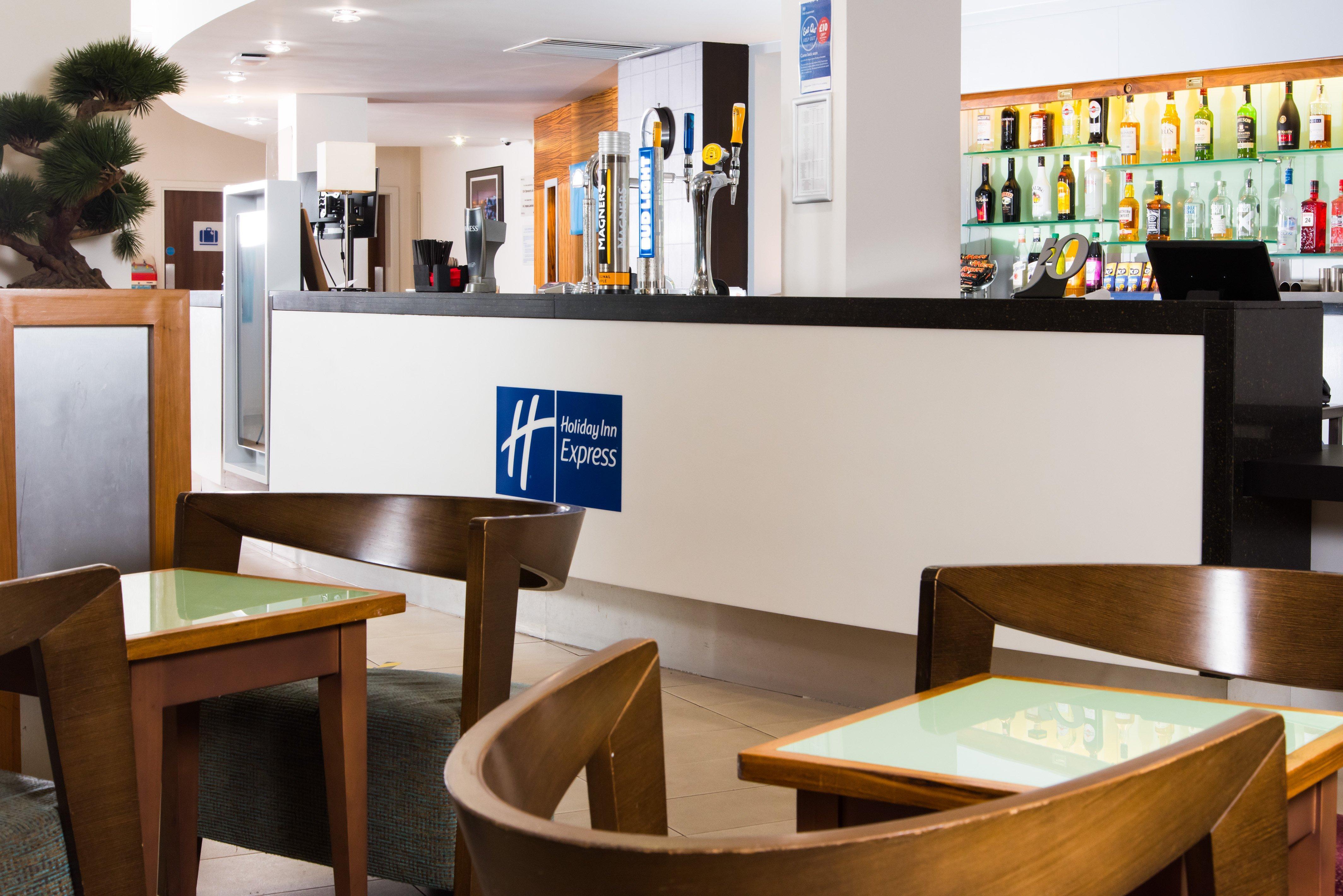 Holiday Inn Express Tamworth By Ihg Exteriör bild
