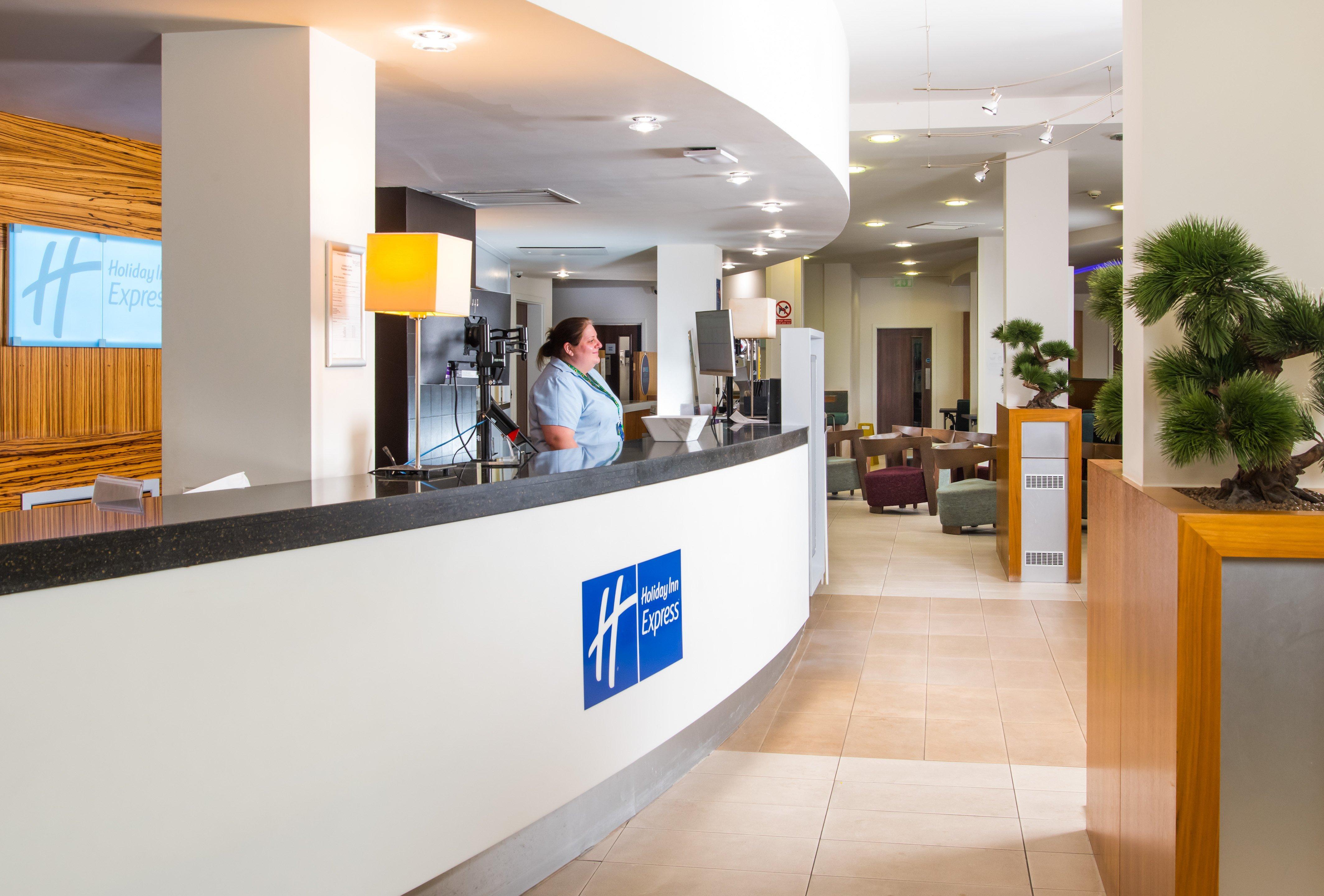 Holiday Inn Express Tamworth By Ihg Exteriör bild