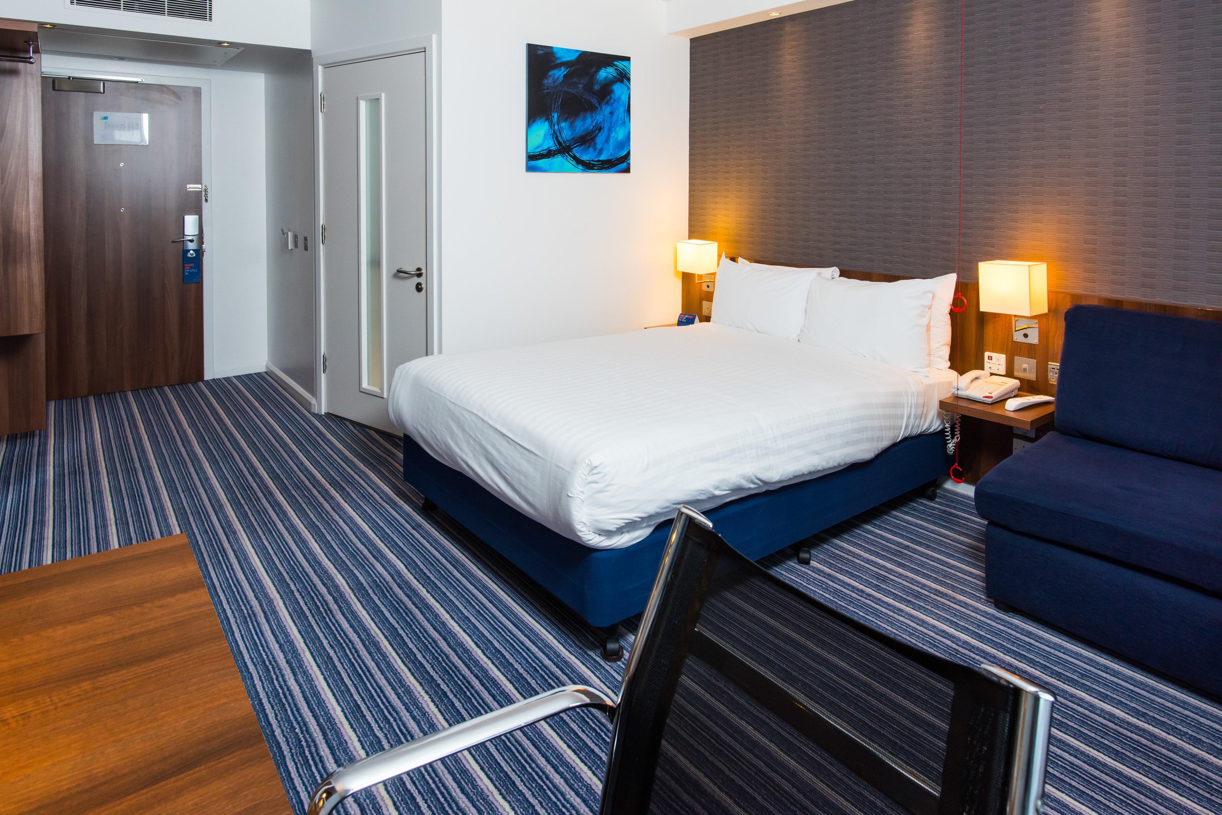 Holiday Inn Express Tamworth By Ihg Exteriör bild