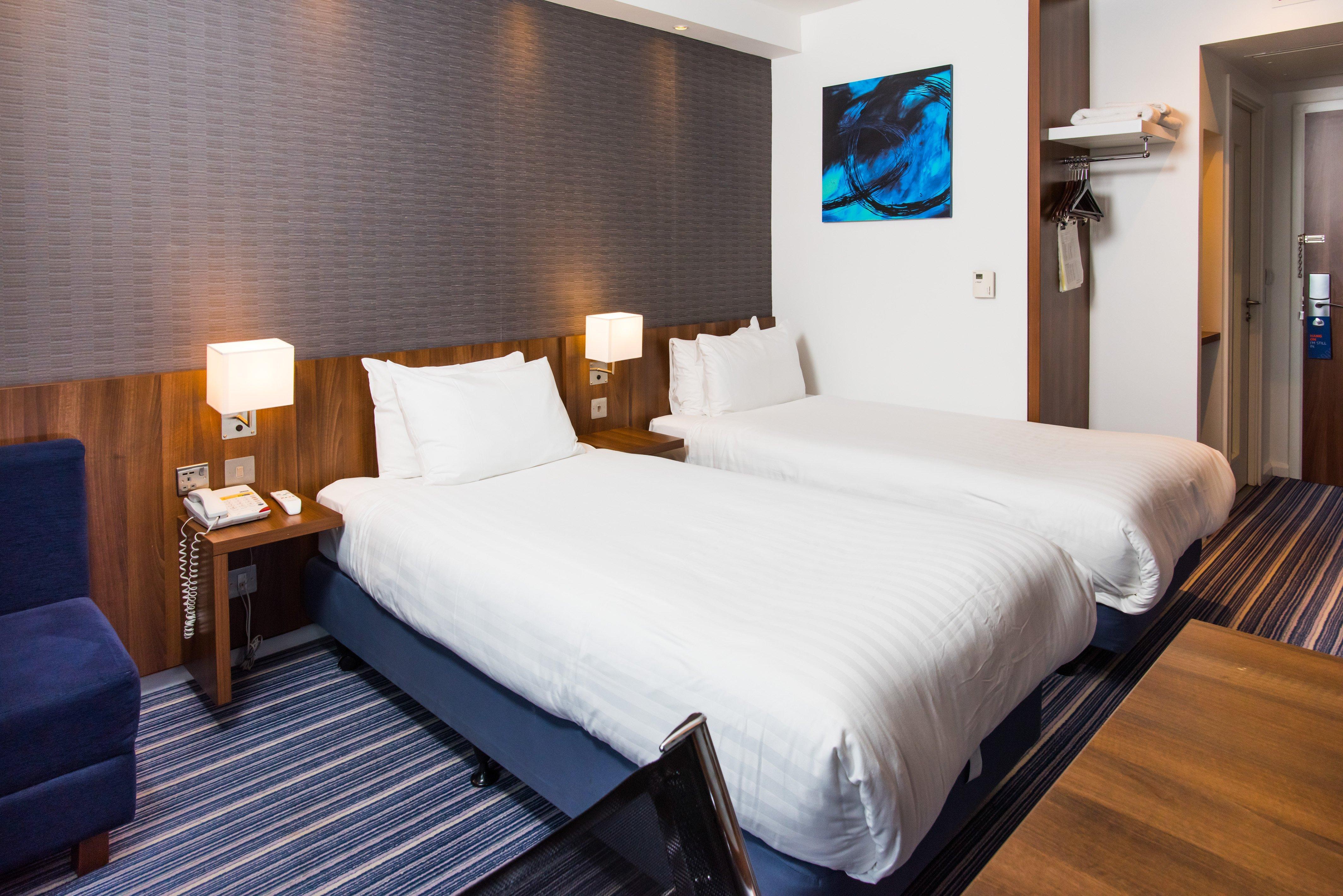 Holiday Inn Express Tamworth By Ihg Exteriör bild
