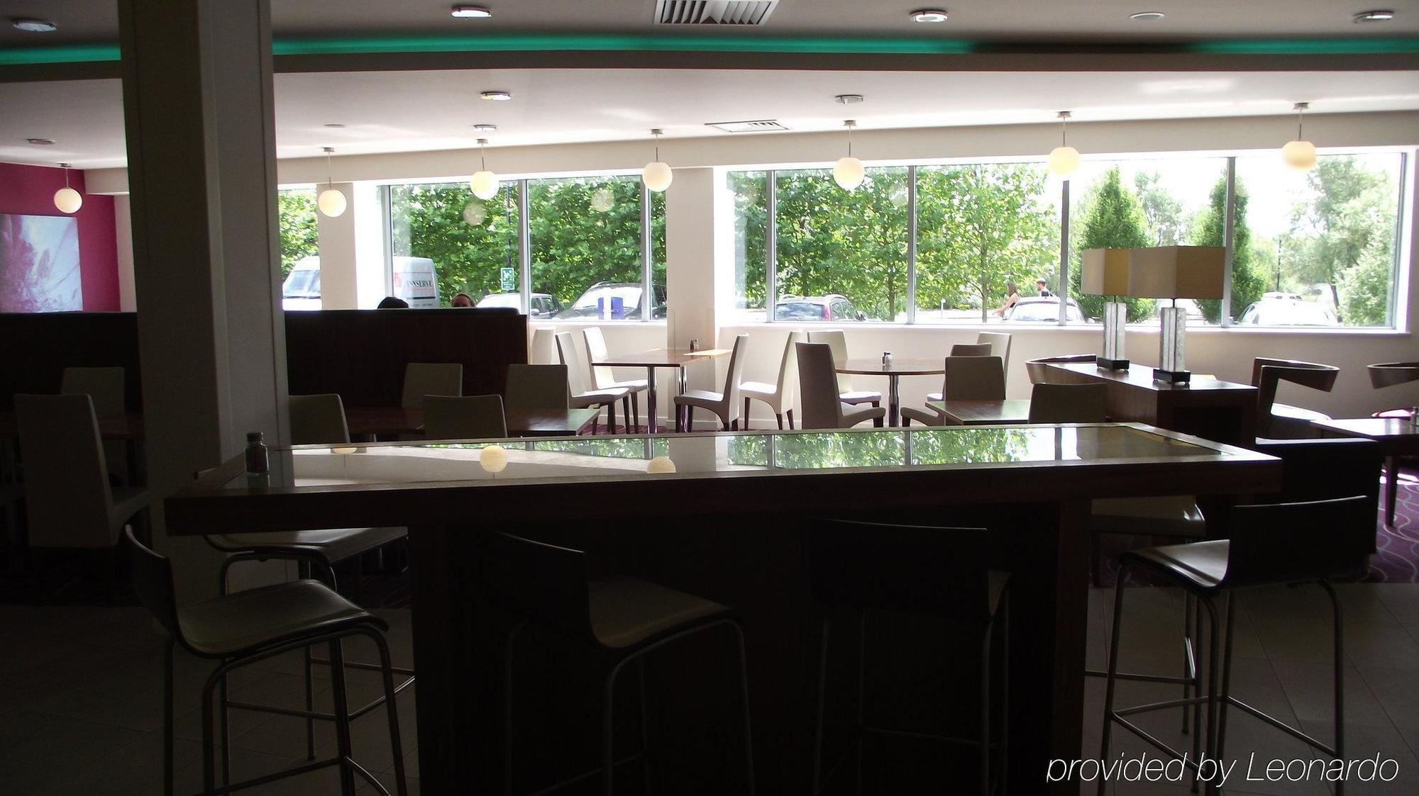 Holiday Inn Express Tamworth By Ihg Exteriör bild
